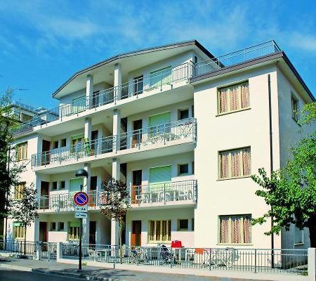 Residenza Valcris Daire Lignano Sabbiadoro Dış mekan fotoğraf