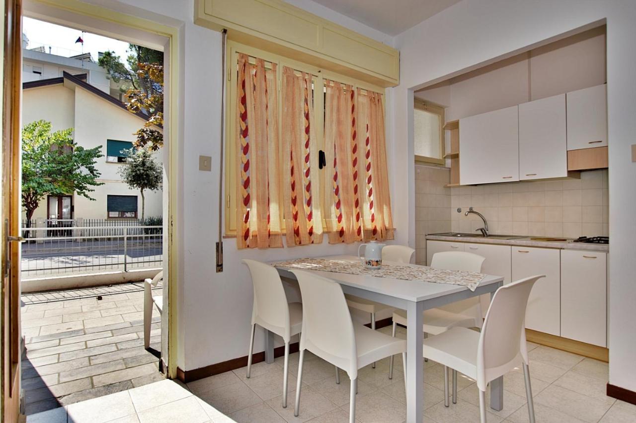 Residenza Valcris Daire Lignano Sabbiadoro Dış mekan fotoğraf