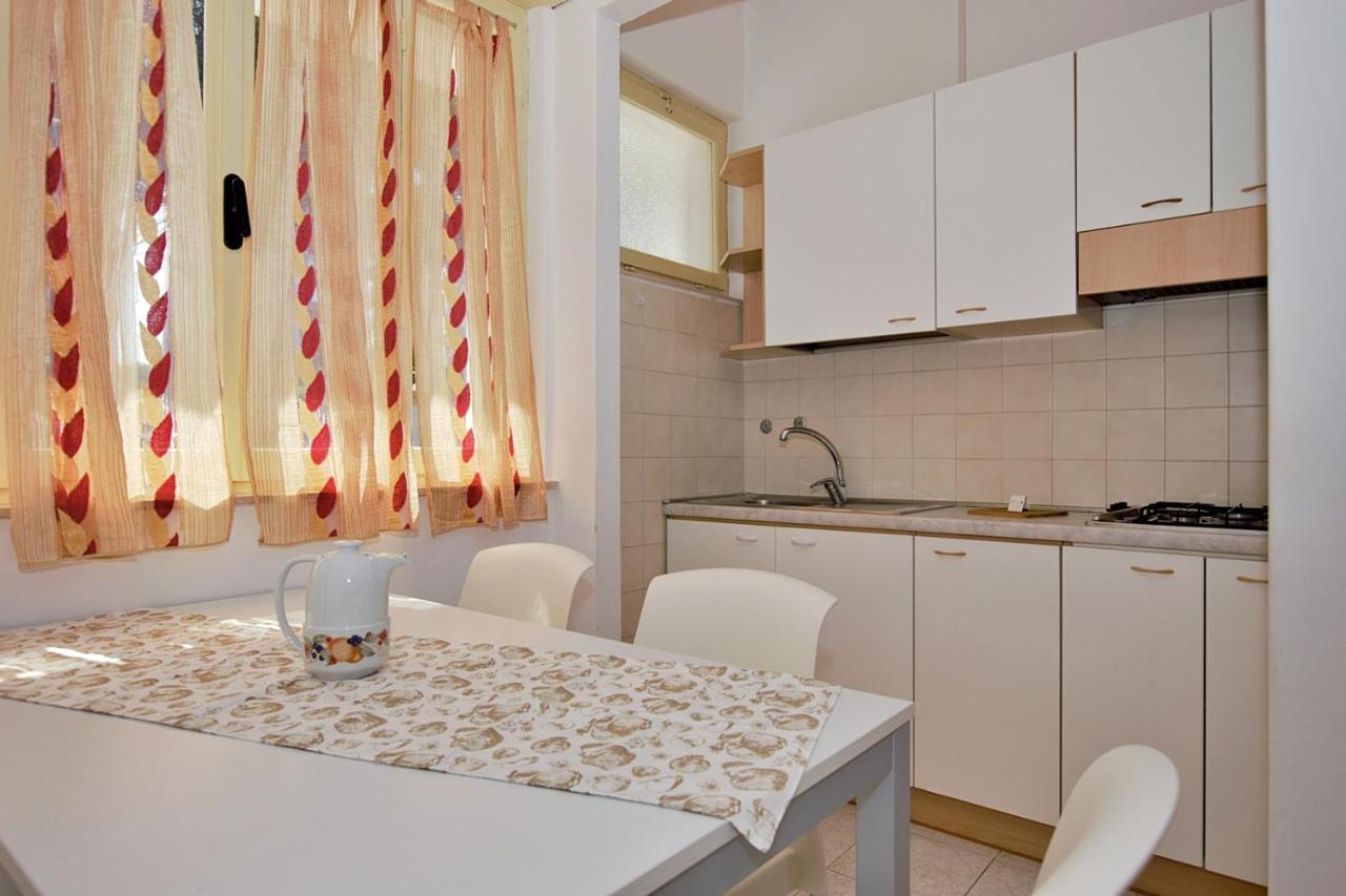 Residenza Valcris Daire Lignano Sabbiadoro Dış mekan fotoğraf